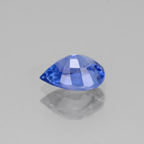1.00カラットの天然ブルーサファイア（7.2×5.2 mm・洋梨の形）