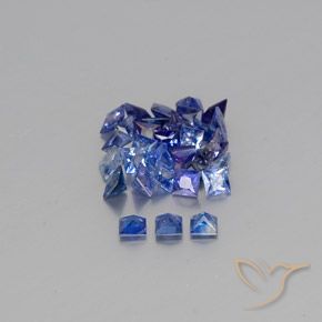 4.36カラットの天然ディープバイオレットブルーサファイア（2.8×2.7 mm・四角）