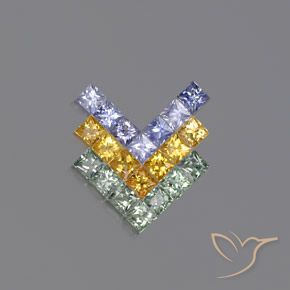 2.76カラットの天然マルチカラーサファイア（2.6×2.6 mm・四角）