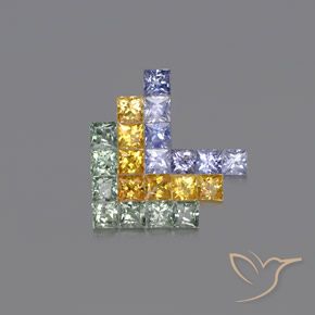 2.76カラットの天然マルチカラーサファイア（2.6×2.6 mm・四角）