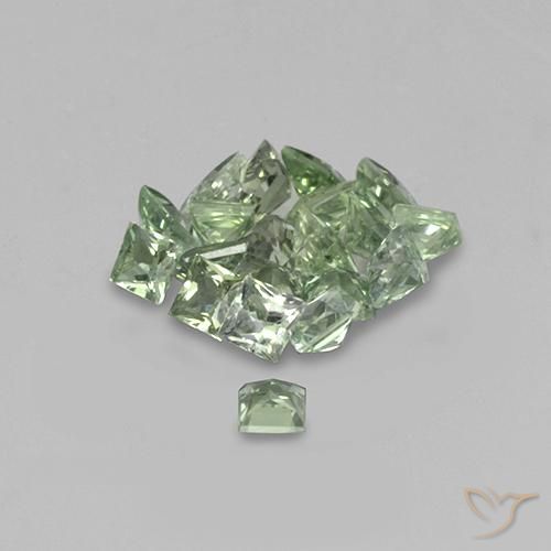 Shop natural 2.30ct 薄いシーグリーン サファイア gems, 四角形, from タンザニア at GemSelect. In stock, global shipping!