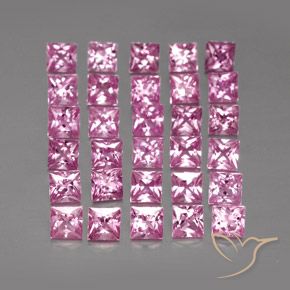 Shop natural 5.00ct 濃いピンク サファイア gems, 四角形, from マダガスカル at GemSelect. In stock, global shipping!