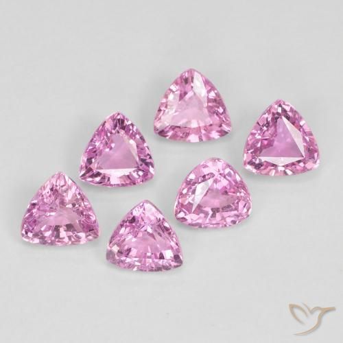 Shop natural 1.79ct 非常に薄いピンク サファイア gems, トリリオン, from マダガスカル at GemSelect. In stock, global shipping!