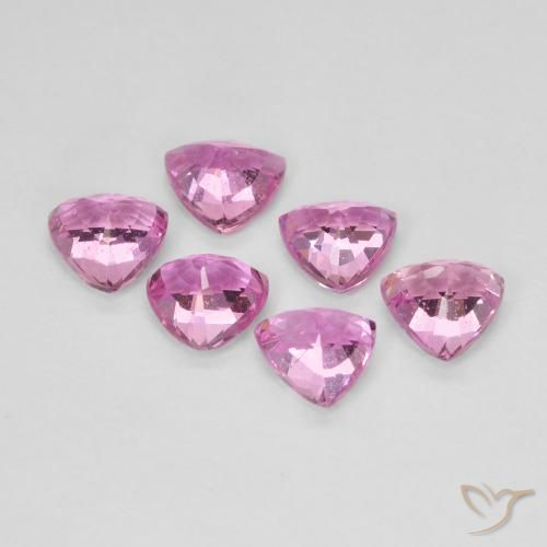 Shop natural 1.79ct 非常に薄いピンク サファイア gems, トリリオン, from マダガスカル at GemSelect. In stock, global shipping!