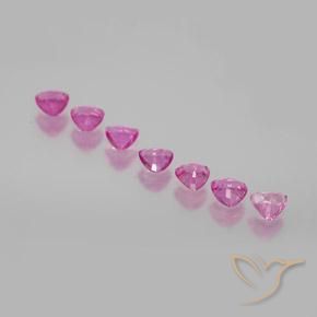 Shop natural 1.73ct 濃いピンク サファイア gems, トリリオン, from タンザニア at GemSelect. In stock, global shipping!