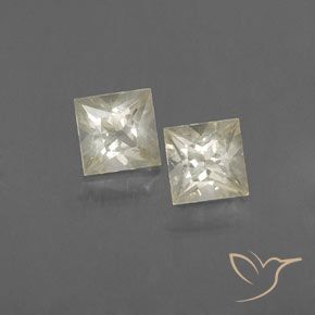 Shop natural 0.96ct ライトイエロー サファイア gems, 四角形, from タンザニア at GemSelect. In stock, global shipping!