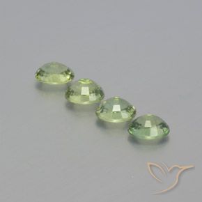 Shop natural 1.94ct 非常に薄い緑 サファイア gems, 楕円形, from マダガスカル at GemSelect. In stock, global shipping!