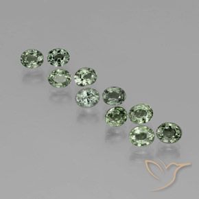 Shop natural 6.44ct 薄いフォレストグリーン サファイア gems, 楕円形, from マダガスカル at GemSelect. In stock, global shipping!