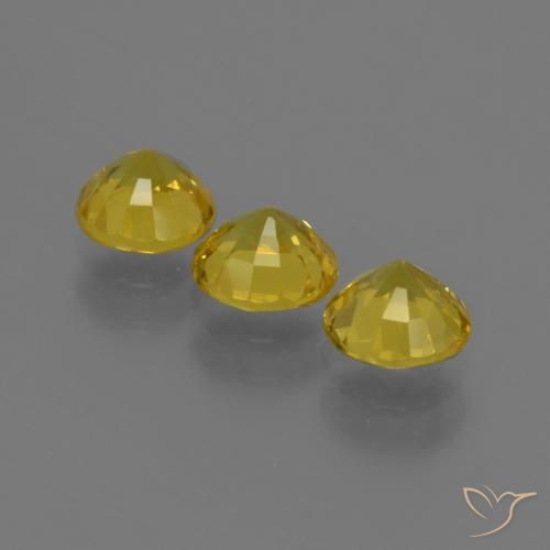 Shop natural 2.26ct 黄色がかったゴールド サファイア gems, ラウンド, from タイ at GemSelect. In stock, global shipping!