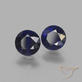 Shop natural 1.20ct ダークブルー サファイア gems, ラウンド, from マダガスカル at GemSelect. In stock, global shipping!