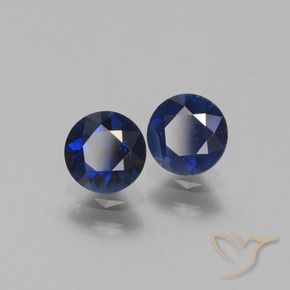 Shop natural 1.31ct ネイビーブルー サファイア gems, ラウンド, from マダガスカル at GemSelect. In stock, global shipping!
