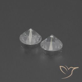 Shop natural 0.75ct ホワイト サファイア gems, ラウンド, from マダガスカル at GemSelect. In stock, global shipping!