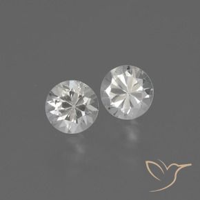 Shop natural 0.77ct ホワイト サファイア gems, ラウンド, from マダガスカル at GemSelect. In stock, global shipping!