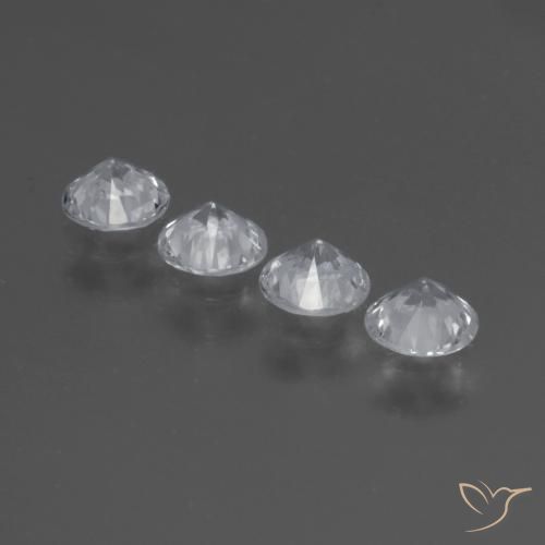 Shop natural 1.29ct クリアホワイト サファイア gems, ラウンド, from マダガスカル at GemSelect. In stock, global shipping!