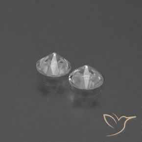 Shop natural 0.82ct ホワイト サファイア gems, ラウンド, from マダガスカル at GemSelect. In stock, global shipping!