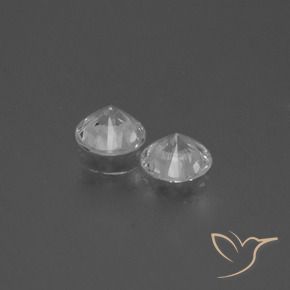 Shop natural 0.81ct クリアホワイト サファイア gems, ラウンド, from マダガスカル at GemSelect. In stock, global shipping!