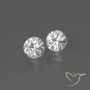 Shop natural 0.80ct クリアホワイト サファイア gems, ラウンド, from マダガスカル at GemSelect. In stock, global shipping!