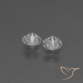 Shop natural 0.77ct ホワイト サファイア gems, ラウンド, from マダガスカル at GemSelect. In stock, global shipping!