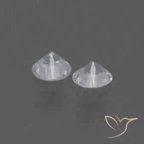 Shop natural 0.84ct ホワイト サファイア gems, ラウンド, from マダガスカル at GemSelect. In stock, global shipping!