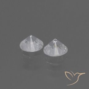 Shop natural 0.81ct クリアホワイト サファイア gems, ラウンド, from マダガスカル at GemSelect. In stock, global shipping!