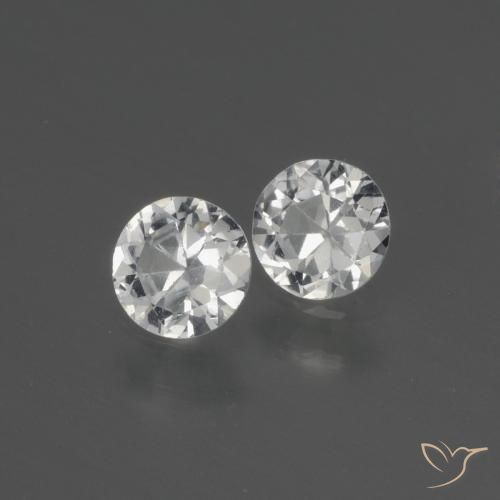 Shop natural 0.74ct クリアホワイト サファイア gems, ラウンド, from マダガスカル at GemSelect. In stock, global shipping!
