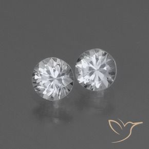 Shop natural 0.89ct ホワイト サファイア gems, ラウンド, from マダガスカル at GemSelect. In stock, global shipping!
