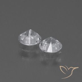 Shop natural 0.81ct クリアホワイト サファイア gems, ラウンド, from マダガスカル at GemSelect. In stock, global shipping!