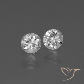 Shop natural 0.84ct ホワイト サファイア gems, ラウンド, from マダガスカル at GemSelect. In stock, global shipping!