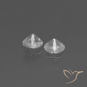 Shop natural 0.87ct ホワイト サファイア gems, ラウンド, from マダガスカル at GemSelect. In stock, global shipping!