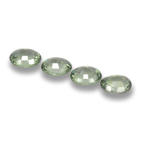 自然派の商品を探す 3.02ct Medium Light Green サファイア 宝石, オーバルカット, タンザニア からGemSelectで. 在庫あり、世界各国へ発送!