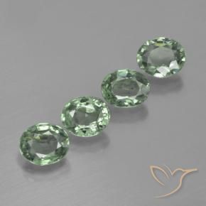 Shop natural 3.32ct ミディアムグリーン サファイア gems, 楕円形, from タンザニア at GemSelect. In stock, global shipping!