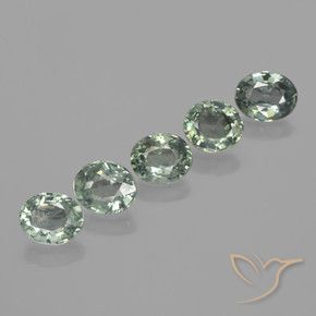 Shop natural 3.85ct ウォームグリーン サファイア gems, 楕円形, from タンザニア at GemSelect. In stock, global shipping!