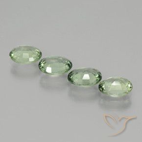 Shop natural 2.80ct Medium Light Green サファイア gems, 楕円形, from タンザニア at GemSelect. In stock, global shipping!