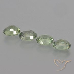 Shop natural 3.30ct フォレストグリーン サファイア gems, 楕円形, from タンザニア at GemSelect. In stock, global shipping!
