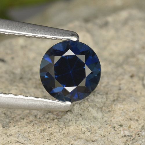 0.62ct 天然 ダークブルー サファイア, ラウンド, VVS