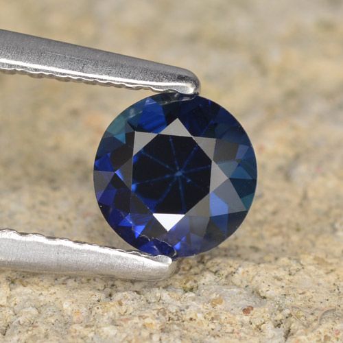 0.60ct 天然 ダークブルー サファイア, ラウンド, VVS-VS