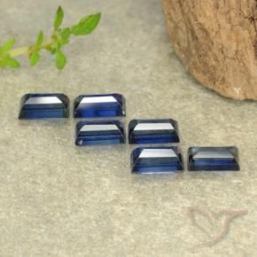 Shop natural 2.35ct トワイライトブルー サファイア gems, バゲット, from マダガスカル at GemSelect. In stock, global shipping!