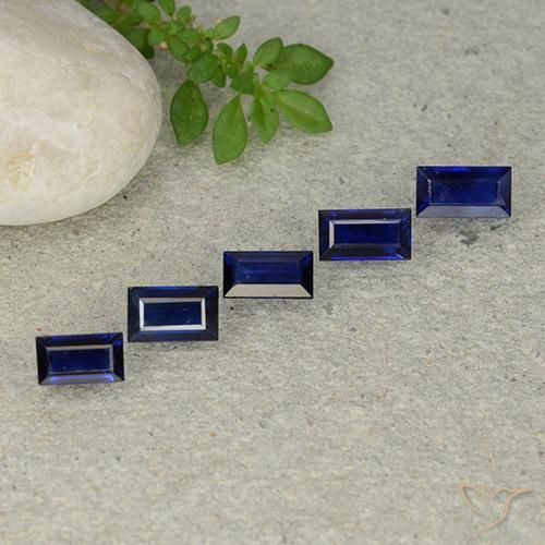 Shop natural 2.20ct トワイライトブルー サファイア gems, バゲット, from マダガスカル at GemSelect. In stock, global shipping!