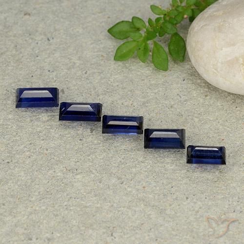 Shop natural 2.20ct トワイライトブルー サファイア gems, バゲット, from マダガスカル at GemSelect. In stock, global shipping!