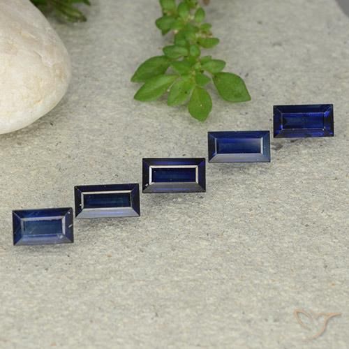Shop natural 2.58ct トワイライトブルー サファイア gems, バゲット, from マダガスカル at GemSelect. In stock, global shipping!