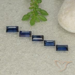Shop natural 2.13ct ダークブルー サファイア gems, バゲット, from マダガスカル at GemSelect. In stock, global shipping!