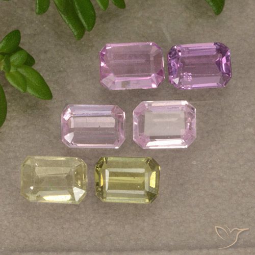 Shop natural 1.58ct マルチカラー サファイア gems, エメラルドカット, from タンザニア at GemSelect. In stock, global shipping!