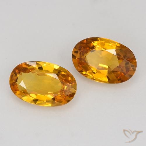 Shop natural 1.21ct ゴールドオレンジ サファイア gems, 楕円形, from マダガスカル at GemSelect. In stock, global shipping!