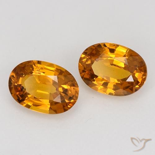 Shop natural 1.11ct ディープオレンジ サファイア gems, 楕円形, from マダガスカル at GemSelect. In stock, global shipping!