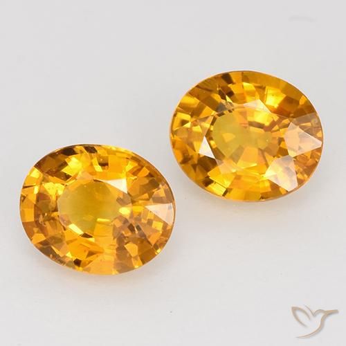 Shop natural 1.03ct ゴールドオレンジ サファイア gems, 楕円形, from マダガスカル at GemSelect. In stock, global shipping!