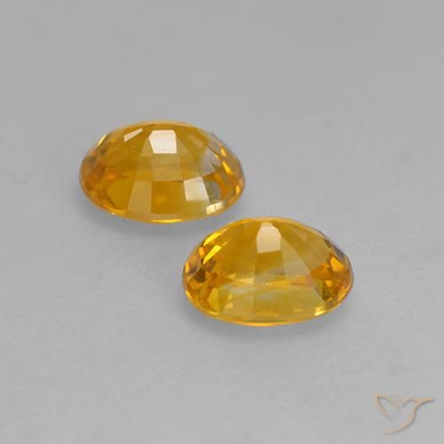 Shop natural 1.13ct アプリコットオレンジ サファイア gems, 楕円形, from マダガスカル at GemSelect. In stock, global shipping!