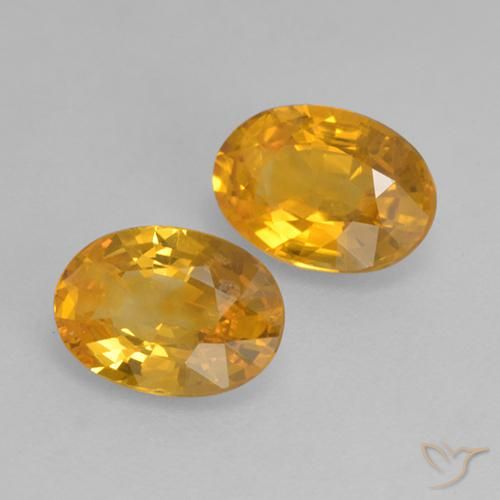 Shop natural 1.43ct アプリコットオレンジ サファイア gems, 楕円形, from マダガスカル at GemSelect. In stock, global shipping!