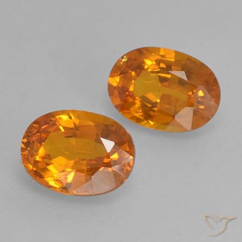 Shop natural 1.28ct ミディアムオレンジ サファイア gems, 楕円形, from マダガスカル at GemSelect. In stock, global shipping!