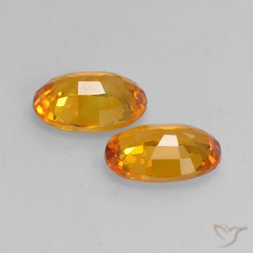 Shop natural 1.35ct アプリコットオレンジ サファイア gems, 楕円形, from マダガスカル at GemSelect. In stock, global shipping!