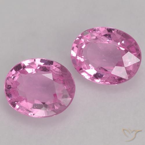 Shop natural 0.78ct 非常に薄いロイヤルパープルピンク サファイア gems, 楕円形, from マダガスカル at GemSelect. In stock, global shipping!